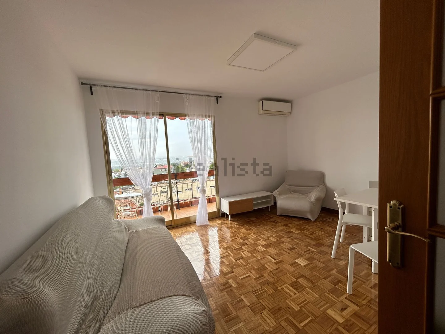 Alquiler de piso en Avenida del Cardenal Herrera Oria, 313 - Foto 1