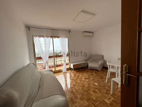 Alquiler de piso en Avenida del Cardenal Herrera Oria, 313 - Foto 1