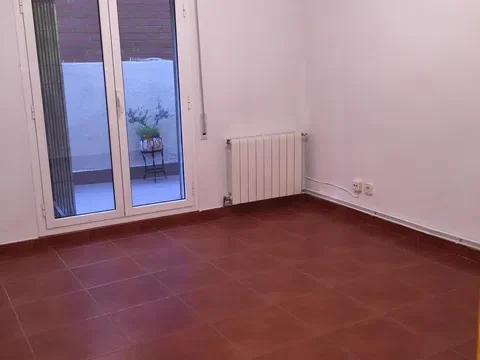 Piso en calle de Feliu i Codina, 49 - Foto 1