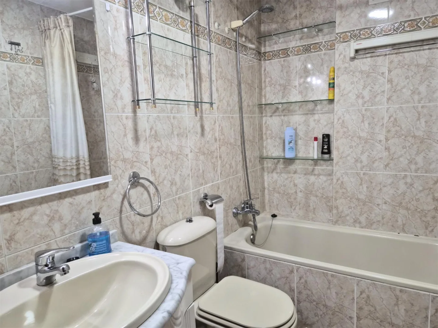 Piso en  Calle del Gobernador 4 - Foto 14