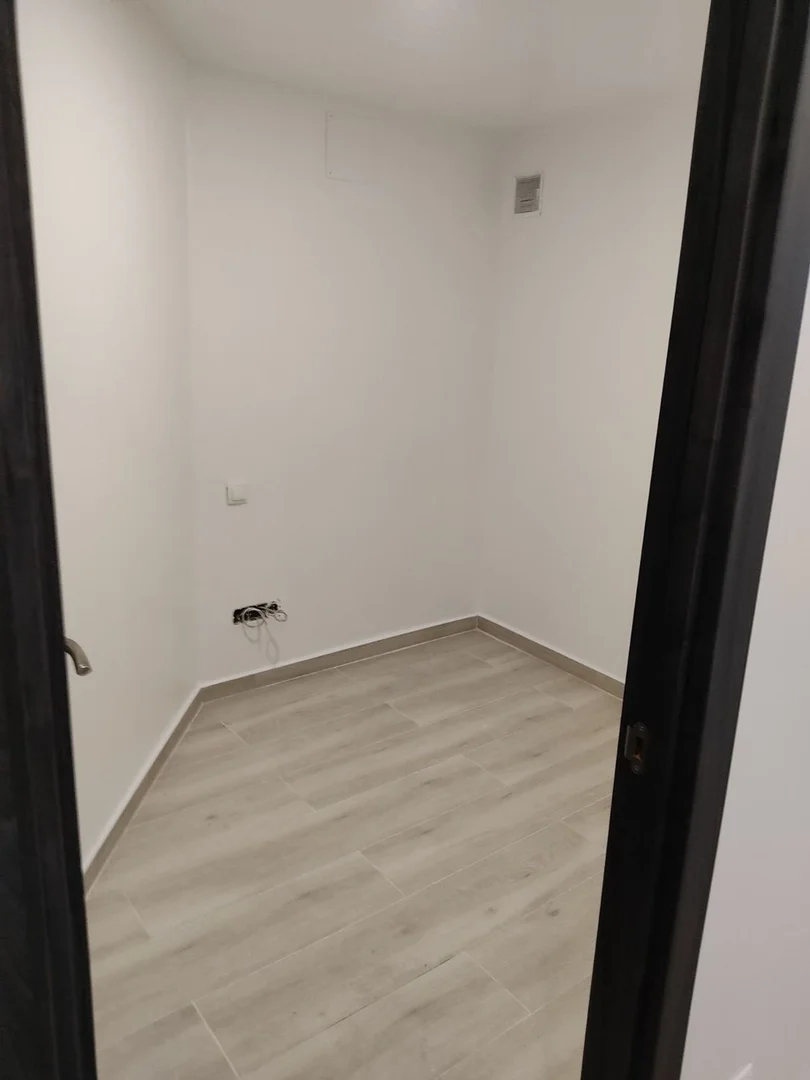 Estudio en avenida de Can Baró, 1 - Foto 24