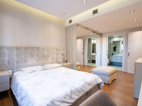 Piso en calle d'Espronceda, 140 - Foto 3