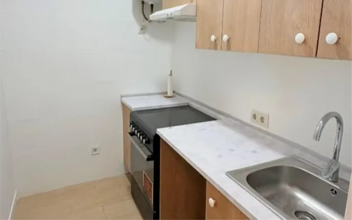 Piso en  Calle de Peña Ubiña 33 - Foto 8