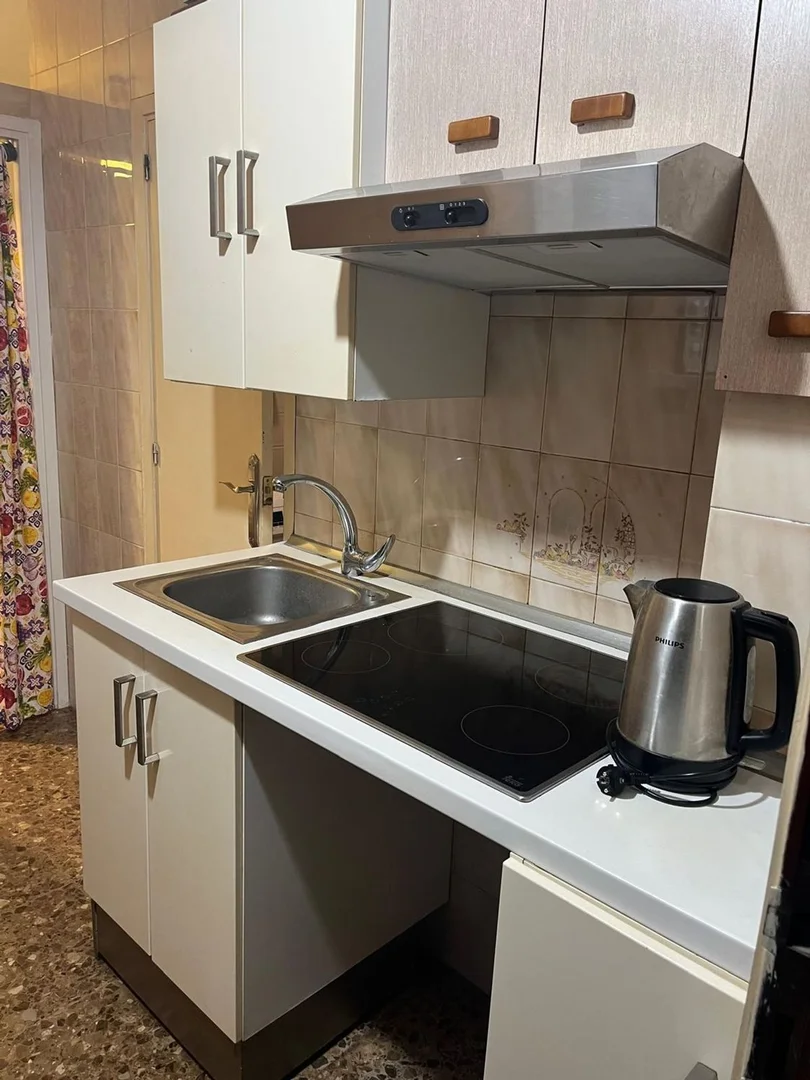 Estudio en calle de Mejía Lequerica, 16 - Foto 4