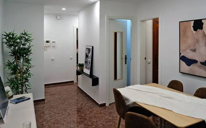 Piso en Calle dels Ferrocarrils Catalans, 75, La Marina del Port - Foto 3