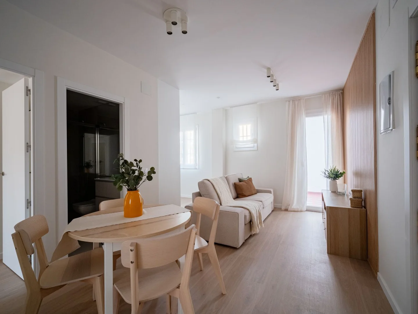 Piso en pasaje de Doña Carlota - Foto 3