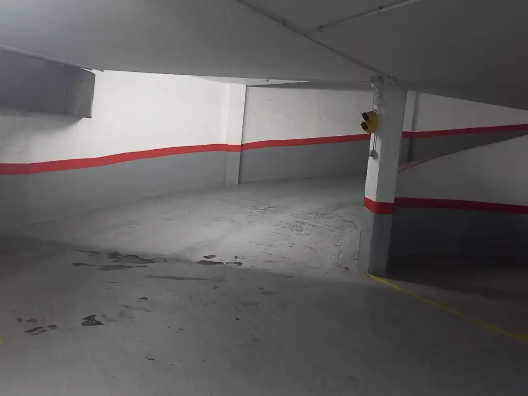 Garaje en  Carrer de Villar 1 - Foto 9