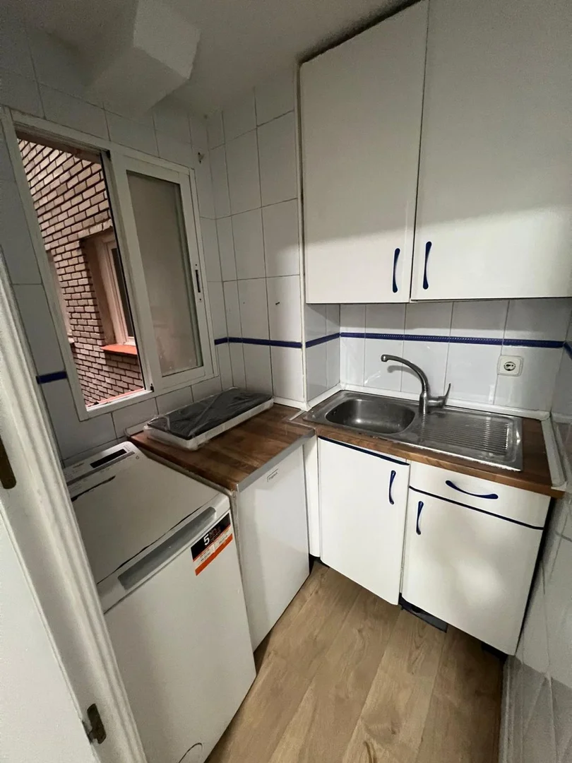 Estudio en calle de Ercilla, 7 - Foto 3