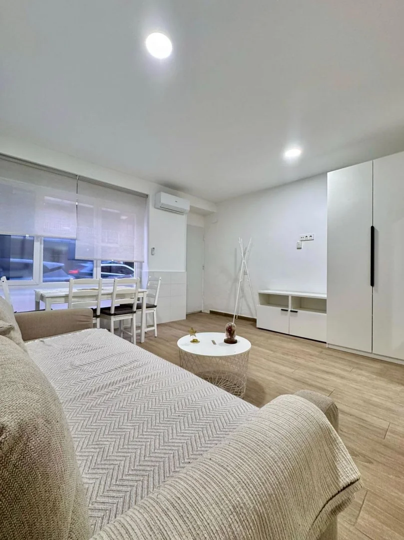 Estudio en Calle de Etruria, Canillejas - Foto 6