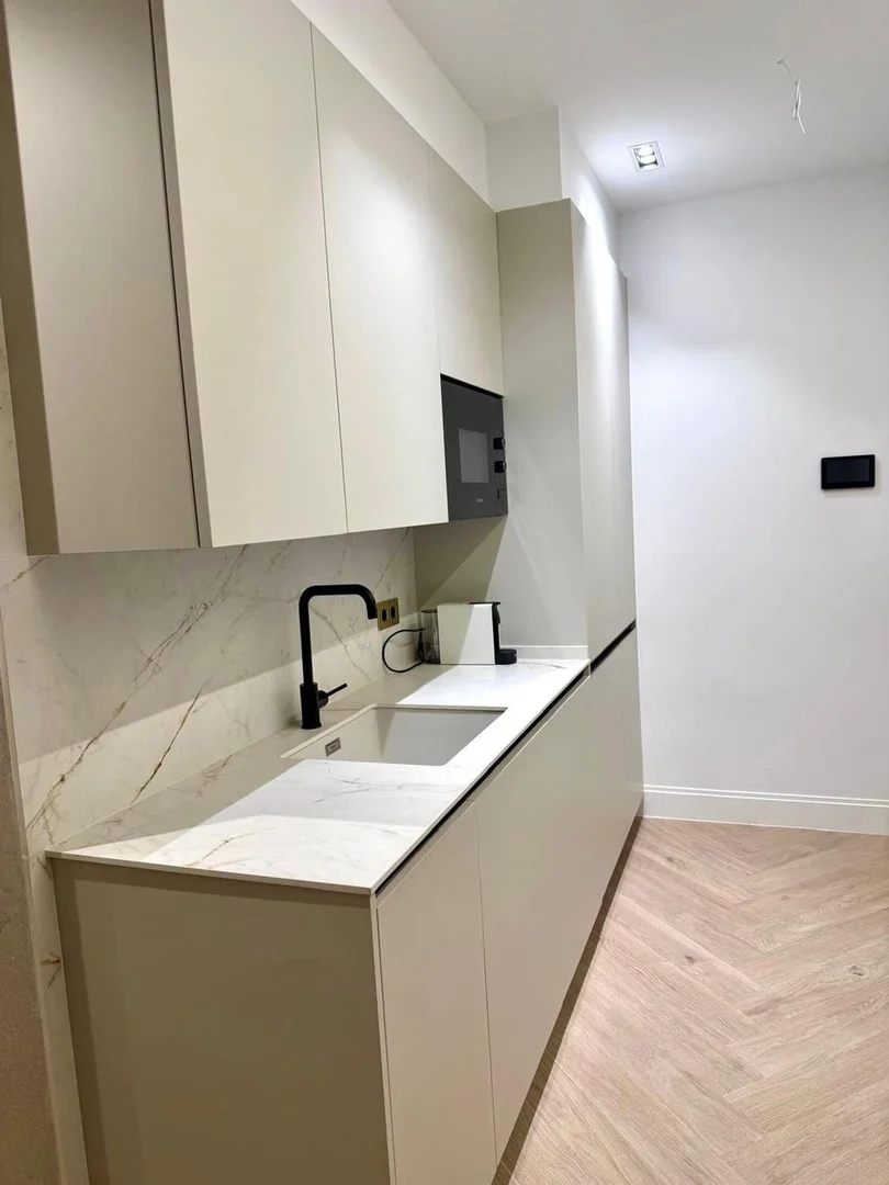 Piso en Barrio Castellana - Foto 3