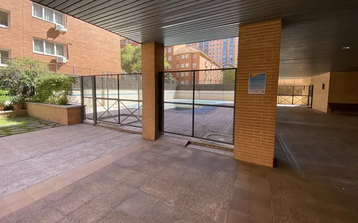 Dúplex en  Calle de Rafael Bergamín 12 - Foto 4