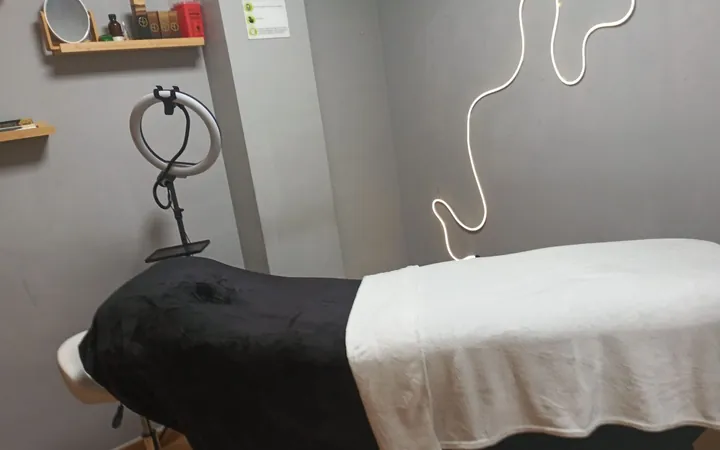Clínica de fisioterapia en El Camp de l'Arpa del Clot, El Camp de l'Arpa del Clot - Foto 25