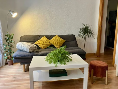 Piso en calle de Bustamante, 8 - Foto 1