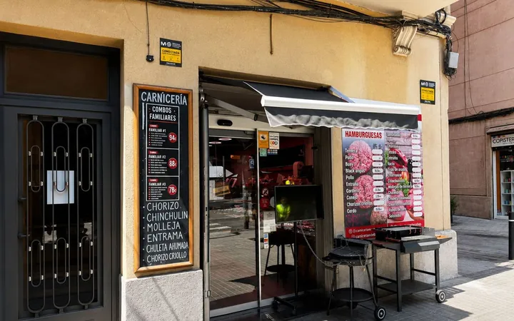 Local en Carnicería, tienda de alimentación en Avenida de Madrid, La Maternitat i Sant Ramon - Foto 1
