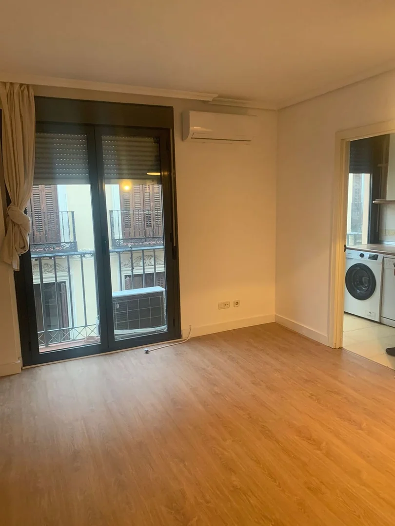 Piso en calle de la Puebla, 11 - Foto 4