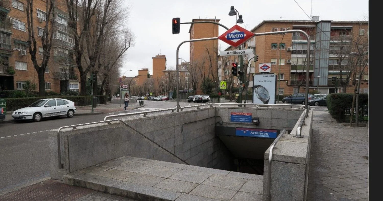 Piso en calle del Camino de los Vinateros, 151 - Foto 1