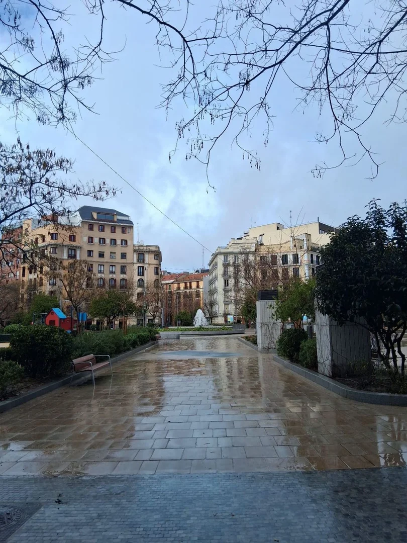 Piso en plaza de Olavide, 4