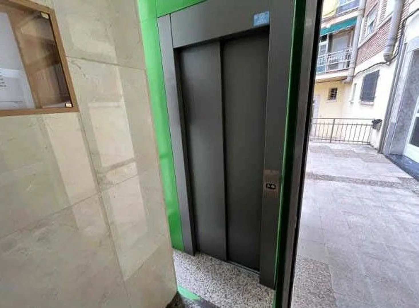 Piso en Calle de Joaquín Turina, 32 - Foto 4