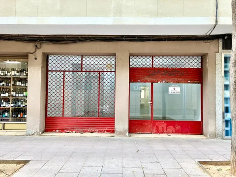 Local comercial en  Passeig de Fabra i Puig 157 - Foto 1