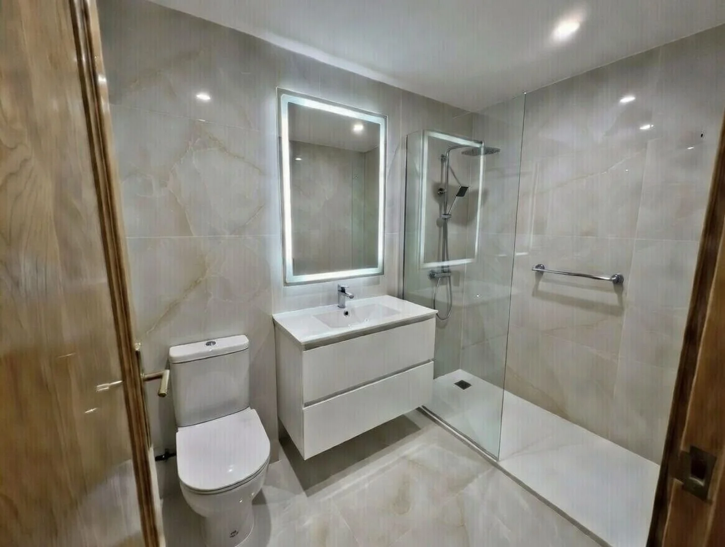 Piso en calle de Azcona, 5 - Foto 3