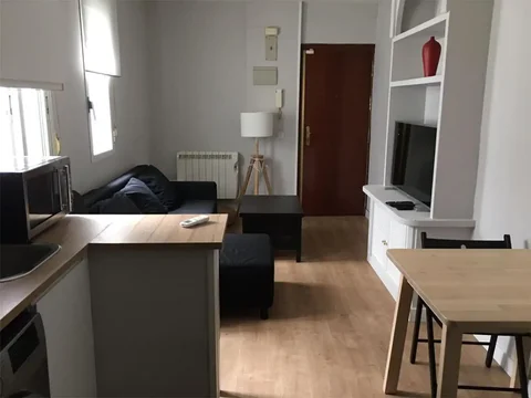 Piso en  Calle de Vallehermoso 104 - Foto 1