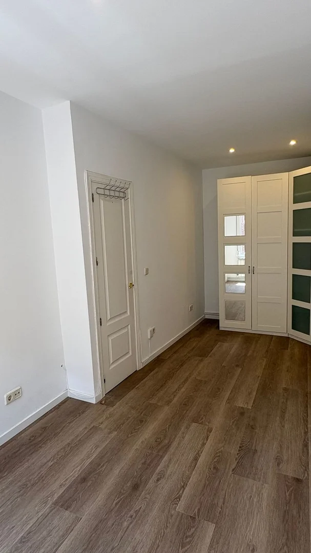 Piso en Calle de José María de Castro, 1, Cuatro Caminos, Madrid - Foto 3