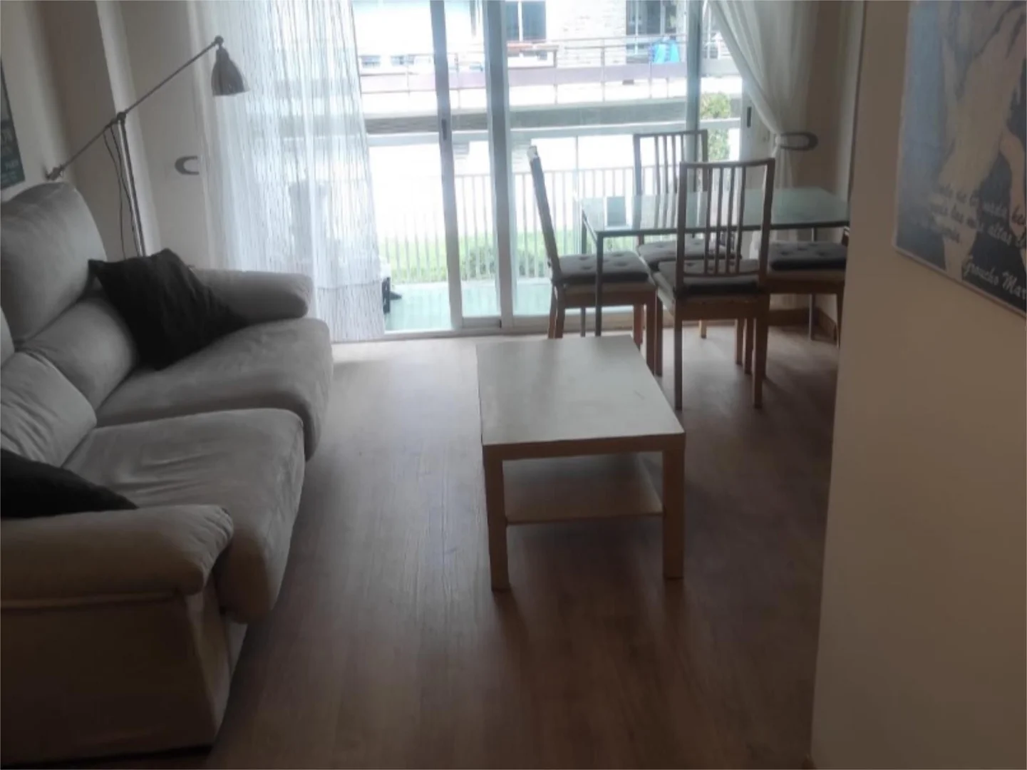 Piso en  Calle de Puenteareas 1 - Foto 2