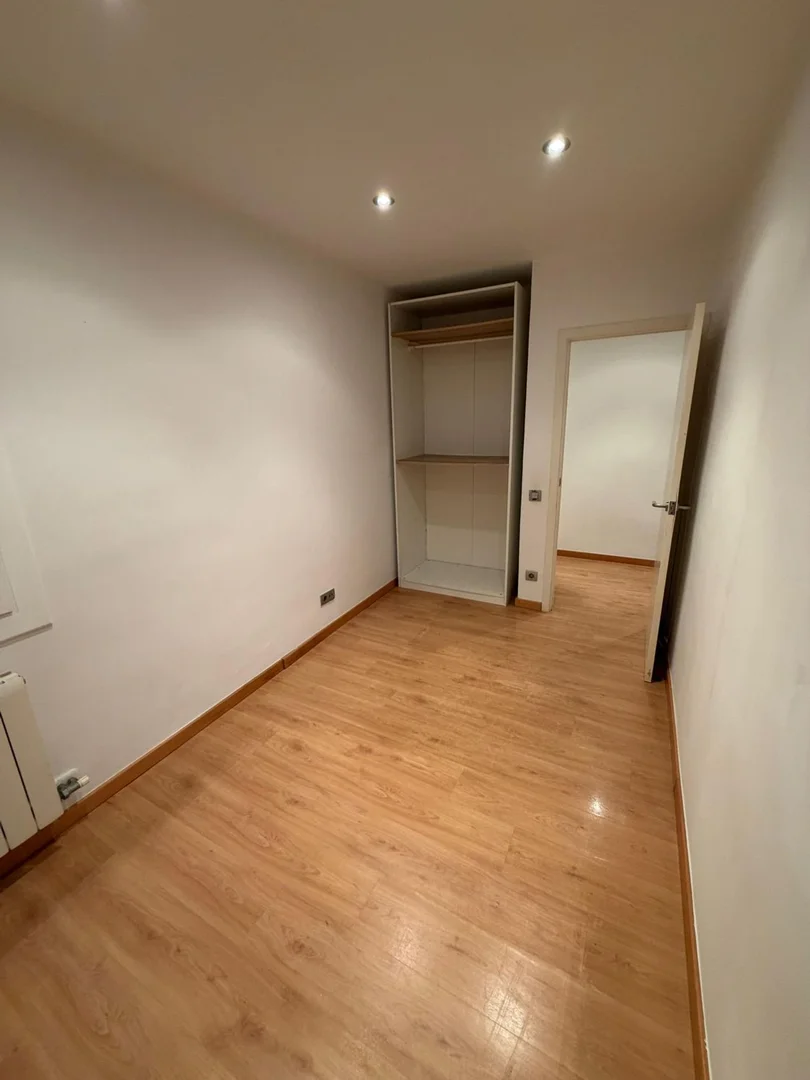 Piso en calle de la Mare de Déu dels Angels, 33 - Foto 3