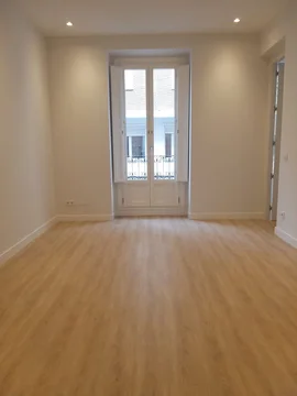 Piso en Barrio Trafalgar - Foto 2