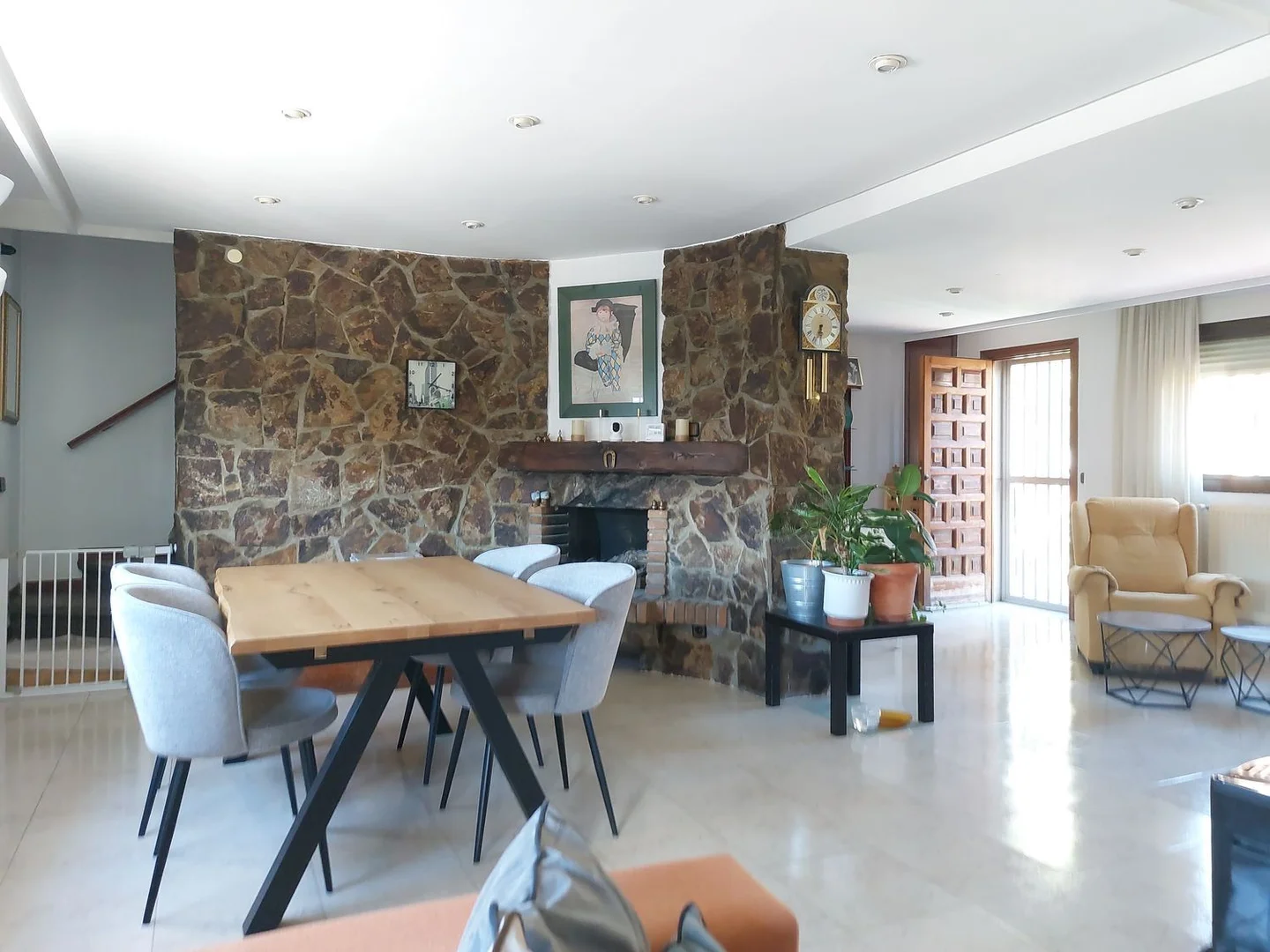 Chalet adosado en Barrio Peñagrande - Foto 1