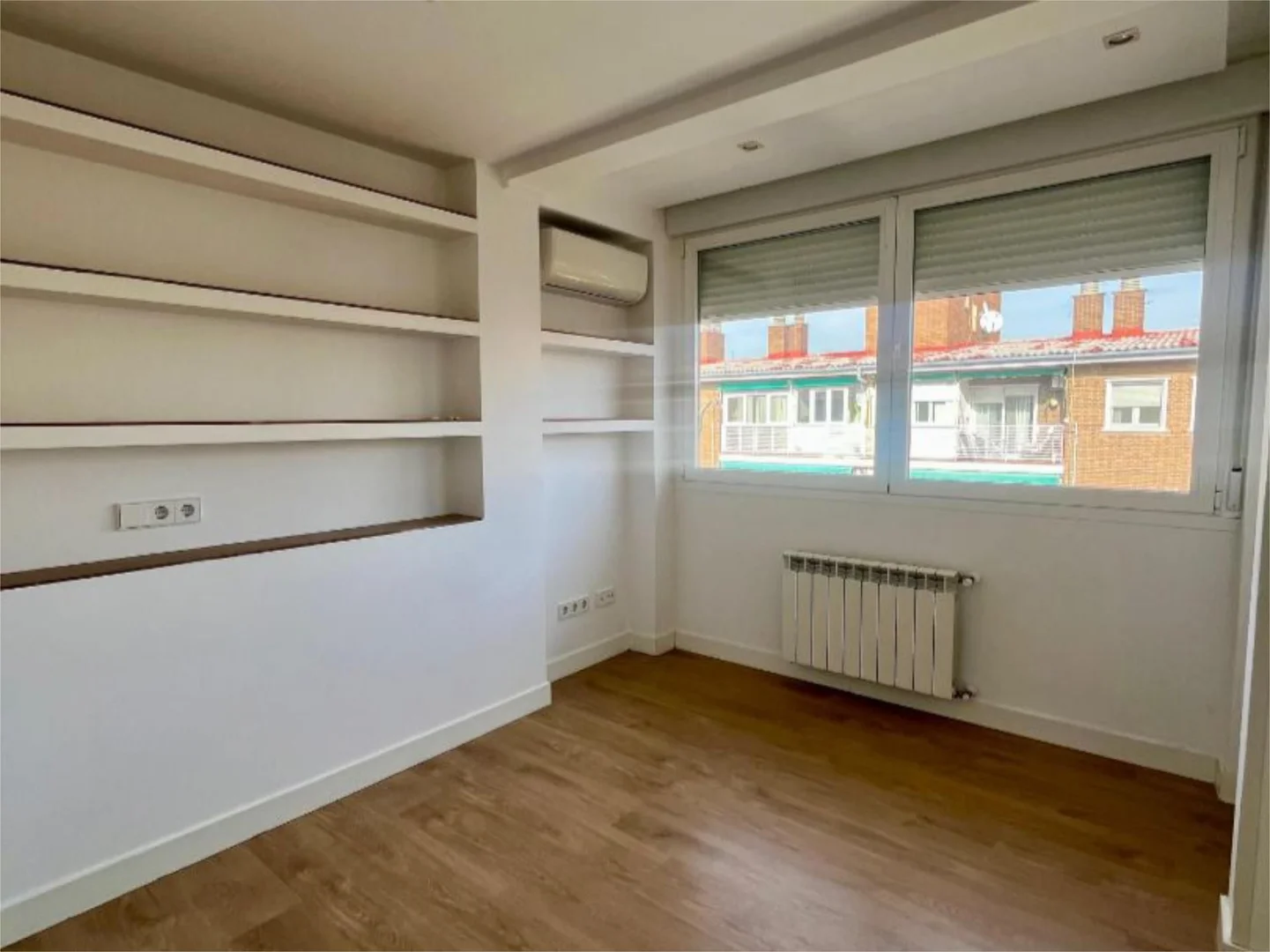 Piso en  Calle de César González Ruano 19 - Foto 16