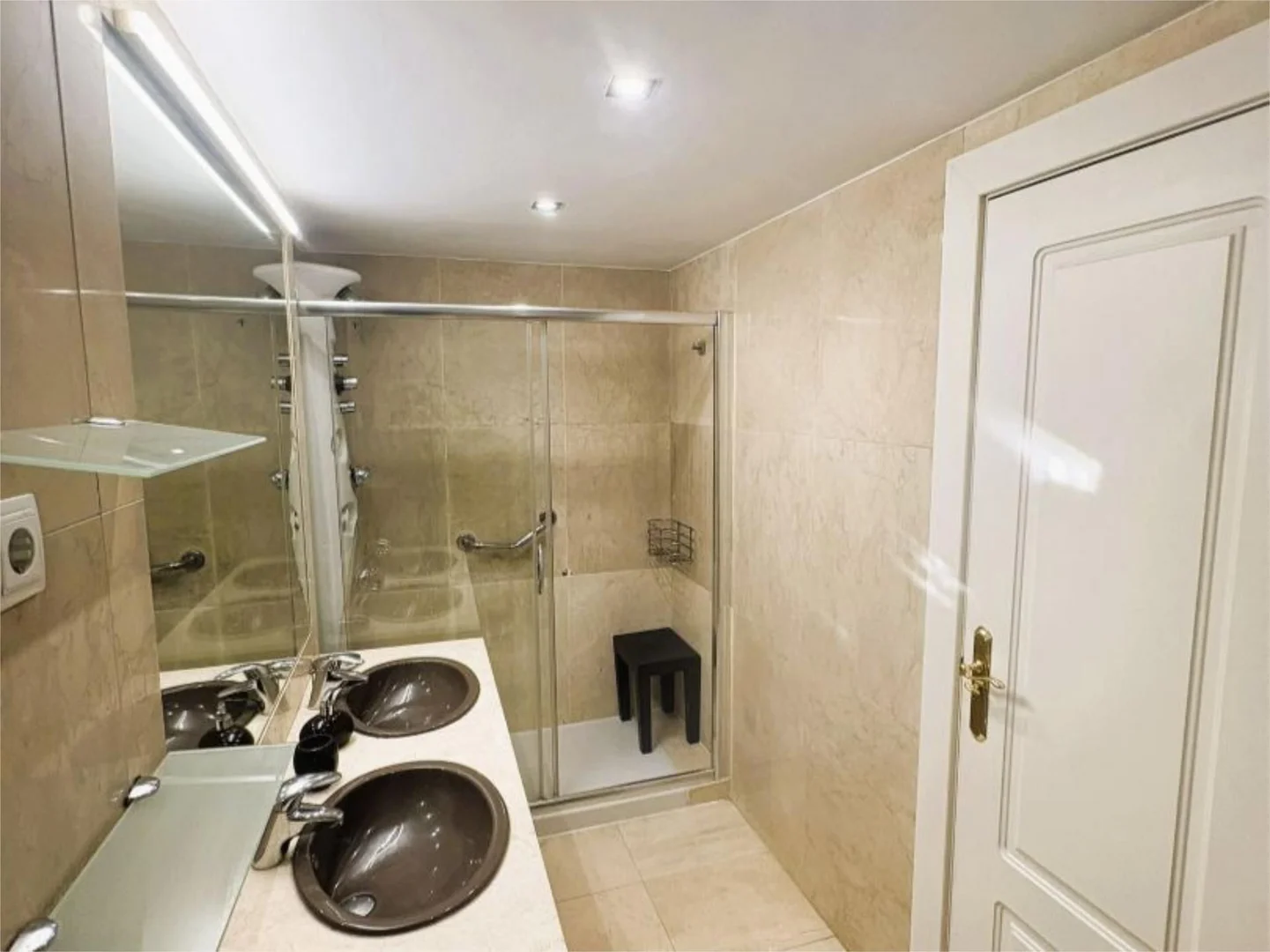 Piso en  Calle de Pedro Rico 13 - Foto 33