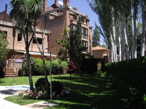 Piso en calle de Bueso de Pineda, 24 - Foto 2