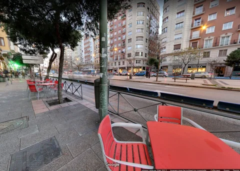 Piso en avenida de la Reina Victoria, 50 - Foto 3