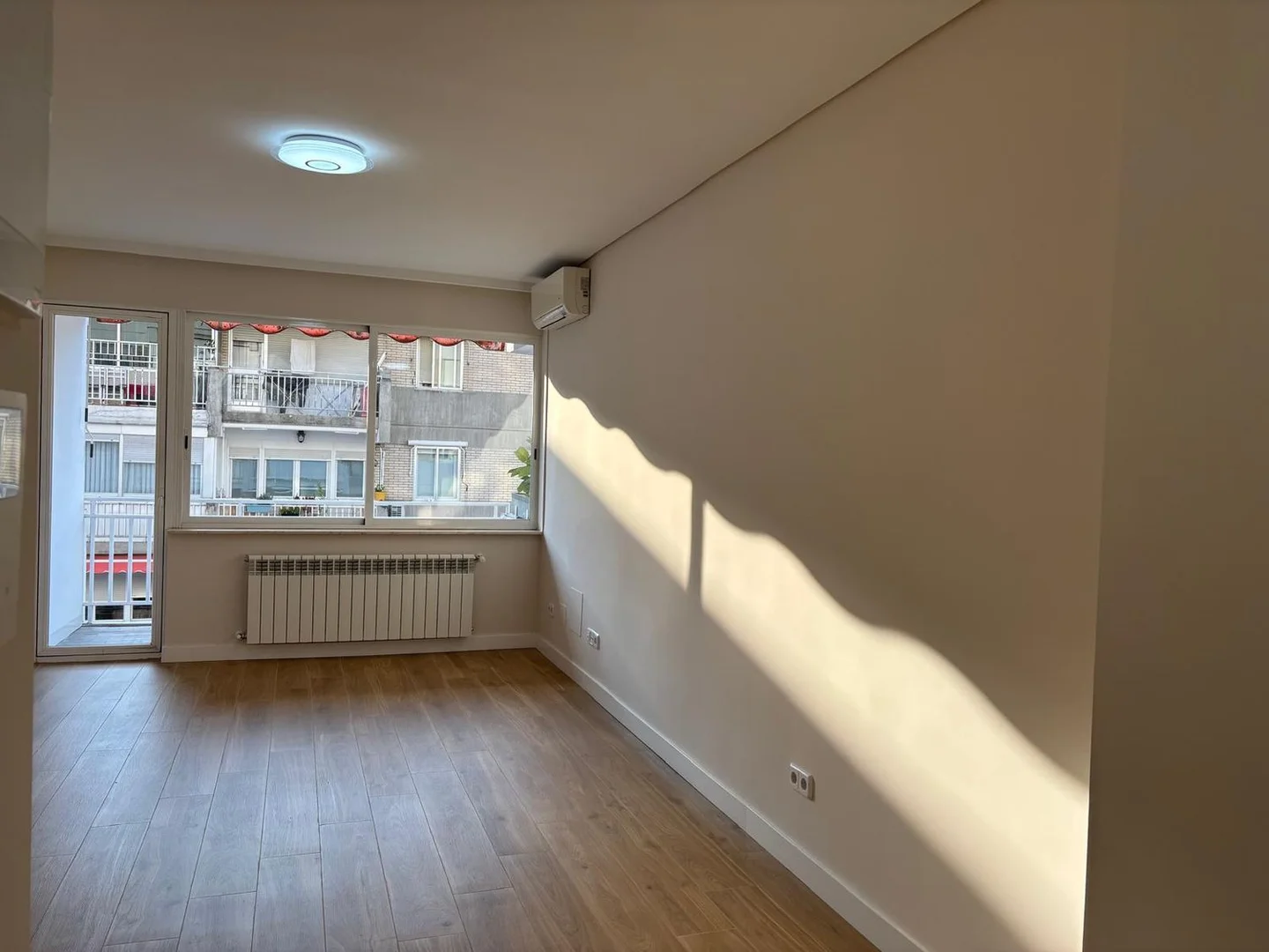 Piso en Barrio Aluche - Foto 2