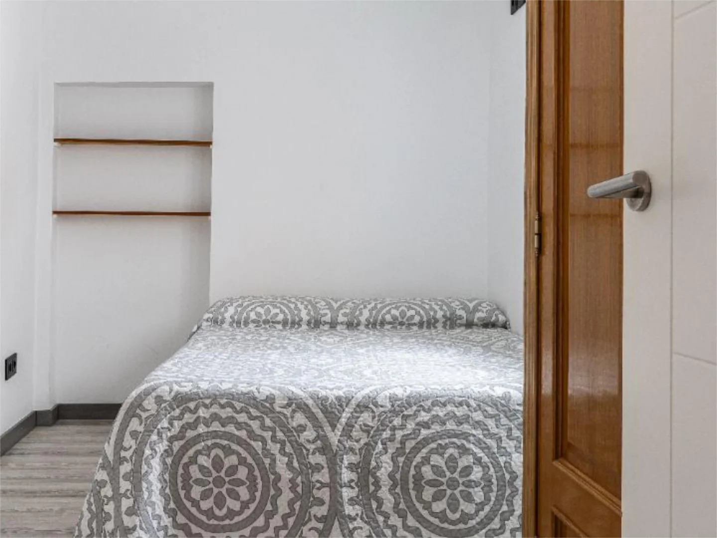 Piso en  Calle de Manuel Fernández y González 7 - Foto 9