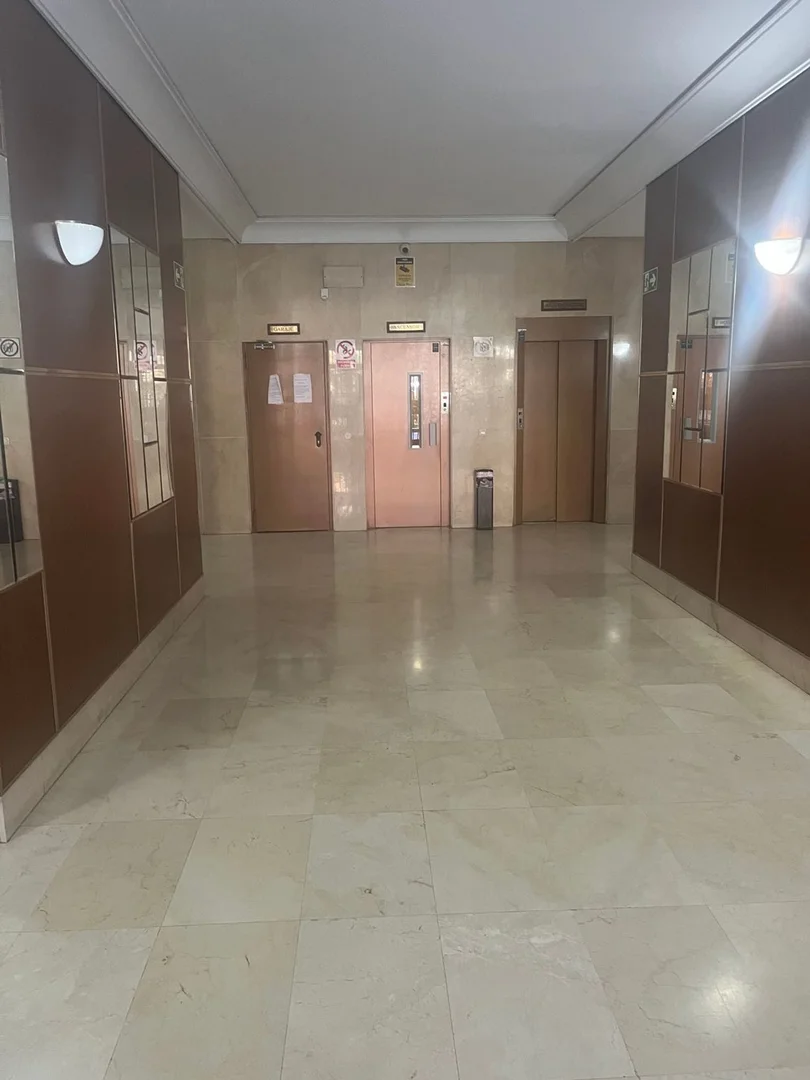 Piso en avenida de Pablo Neruda, 13 - Foto 2