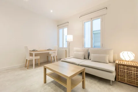 Piso en calle del Príncipe de Vergara, 56 - Foto 1