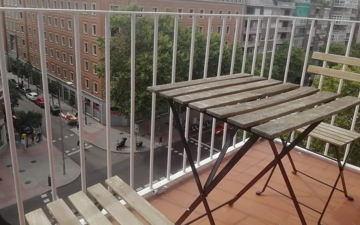 Piso en Calle de Cea Bermúdez, 64, Vallehermoso - Foto 1