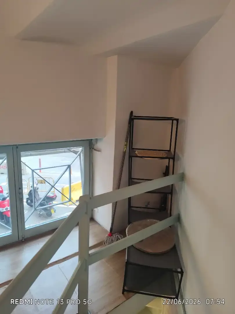 Local comercial en  Carrer del Consell de Cent 458 - Foto 6