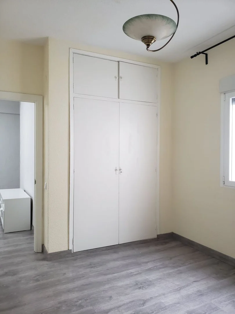 Piso en calle de Alcalá, 370 - Foto 4