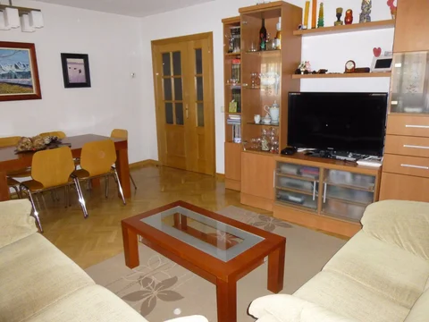Alquiler de piso en Calle Minerva, 163 - Foto 4