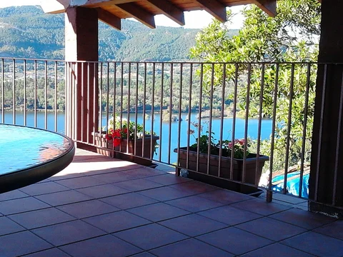 Casa de pueblo en Troncoso s/n - Foto 2