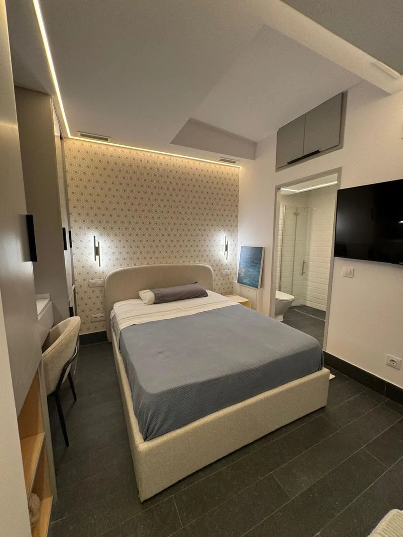 Estudio en Urb. la florida Barrio El Plantío - Foto 8