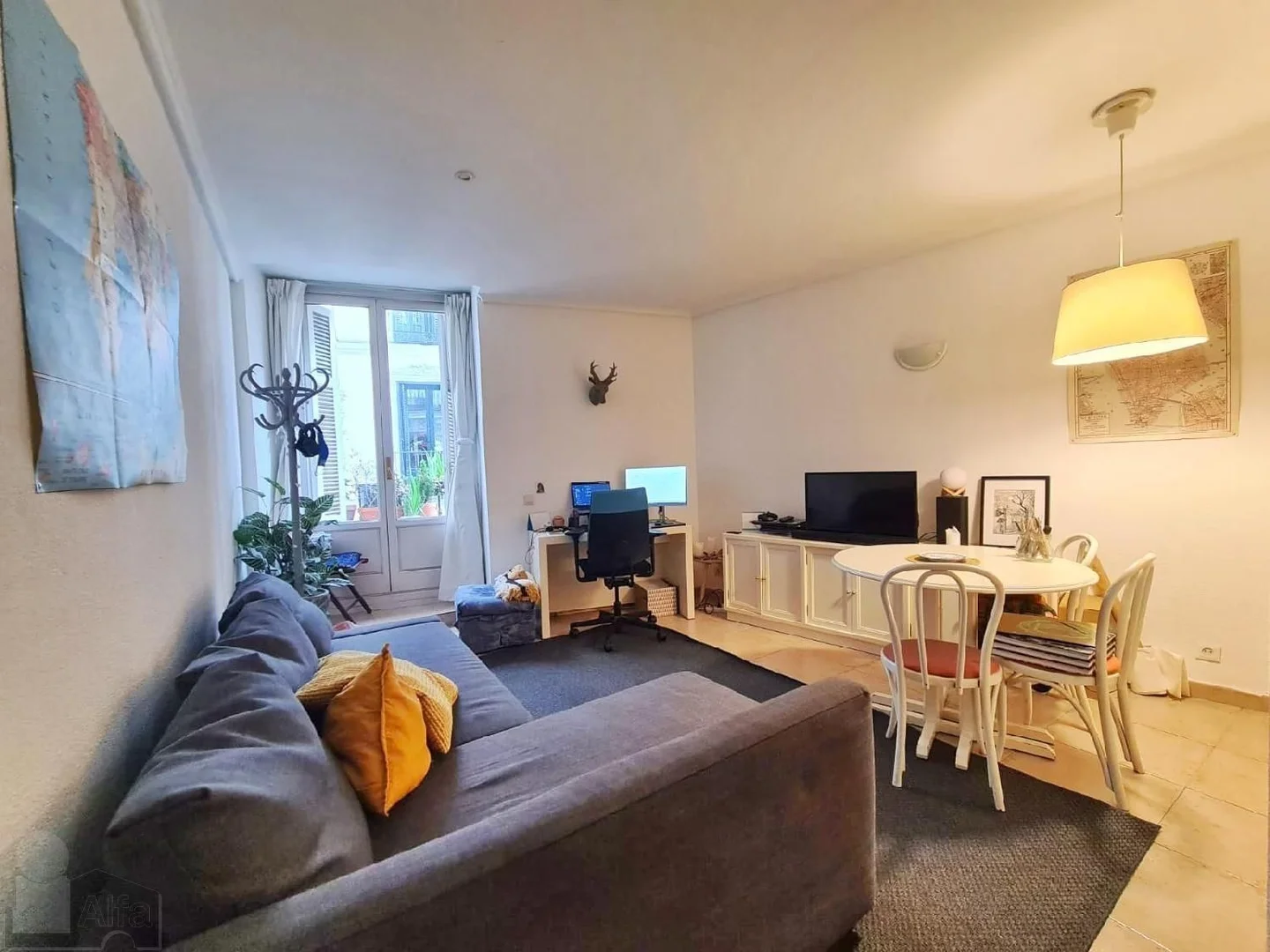 Estudio en calle Arenal, 19