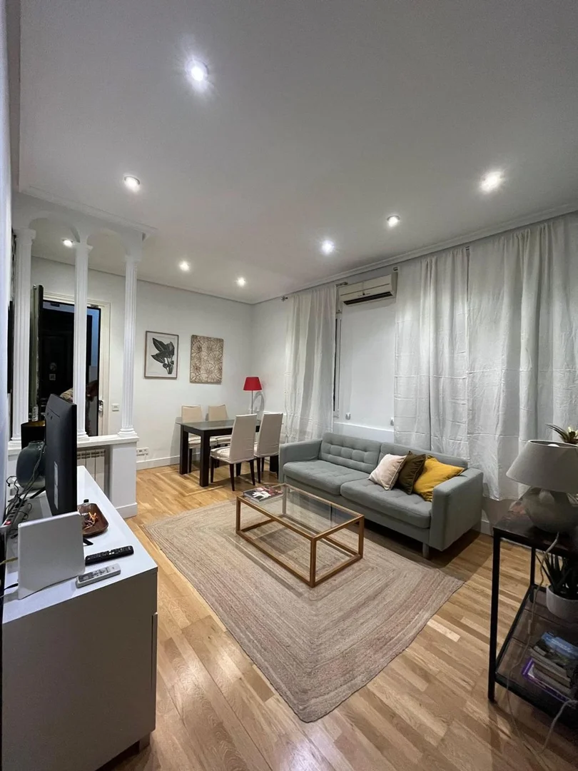 Piso en calle de José Ortega y Gasset, 56 - Foto 2