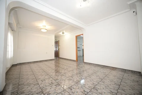 Piso en calle la Torre, 93 - Foto 1