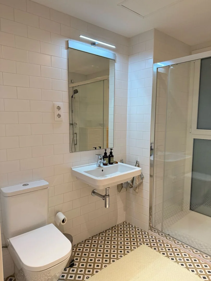 Piso en calle del Consell de Cent, 170 - Foto 4