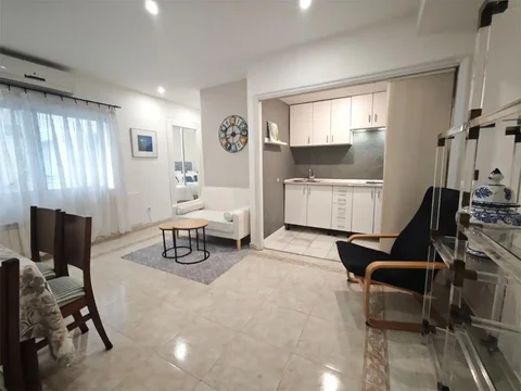 Apartamento en  Calle de Fernández de la Hoz 57 - Foto 2