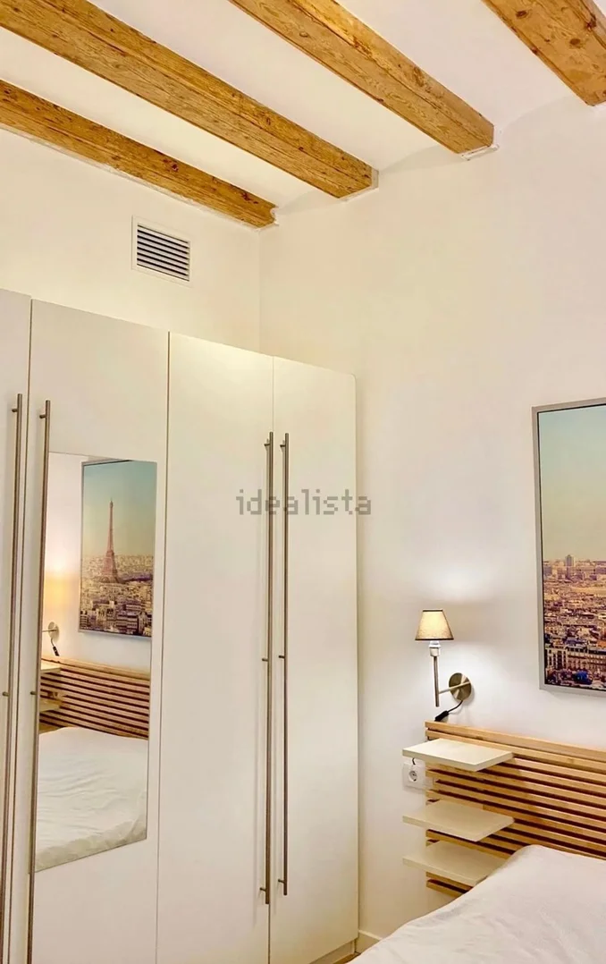 Piso en calle de les Carretes, 41 - Foto 2